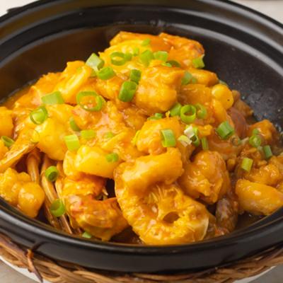 Chef's Special Braised Crab And Shrimp And Chicken 招牌虾蟹焖鸡